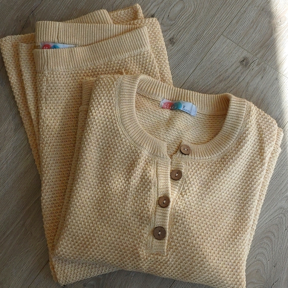 Free People Sweaters - Free People Hailee Sweater Set Butter Cream XS EUC